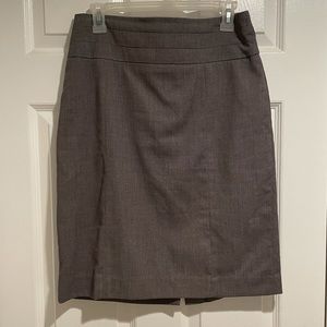 Women’s grey pencil skirt from H&M size 10